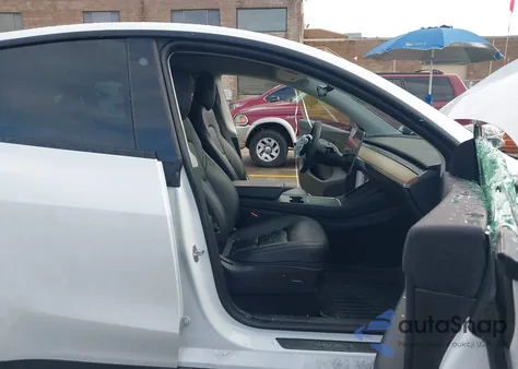 2021 Tesla Model Y Long Range Dual Motor All-Wheel Drive from USA, damaged, VIN 5YJYGDEEMF2228009